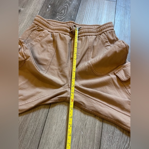Athleta Farallon Cargo Crop Pant Size 4 - Picture 8 of 9